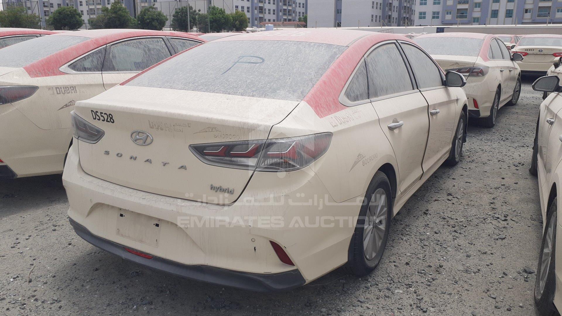 2019 HYUNDAI SONATA VIN: KMHE24130KA092672