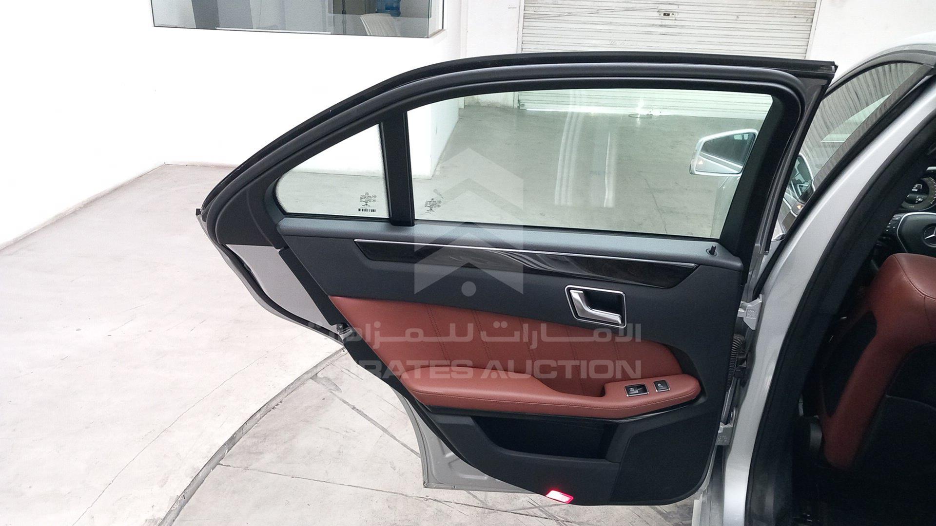 2015 MERCEDES E 300 VIN: WDDHF8BB0FB107566