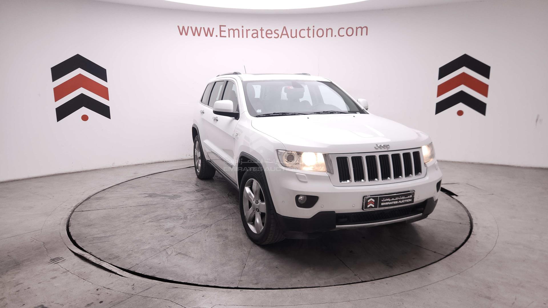 2013 JEEP GRAND CHEROKEE VIN: 1C4RJFBT6DC586576