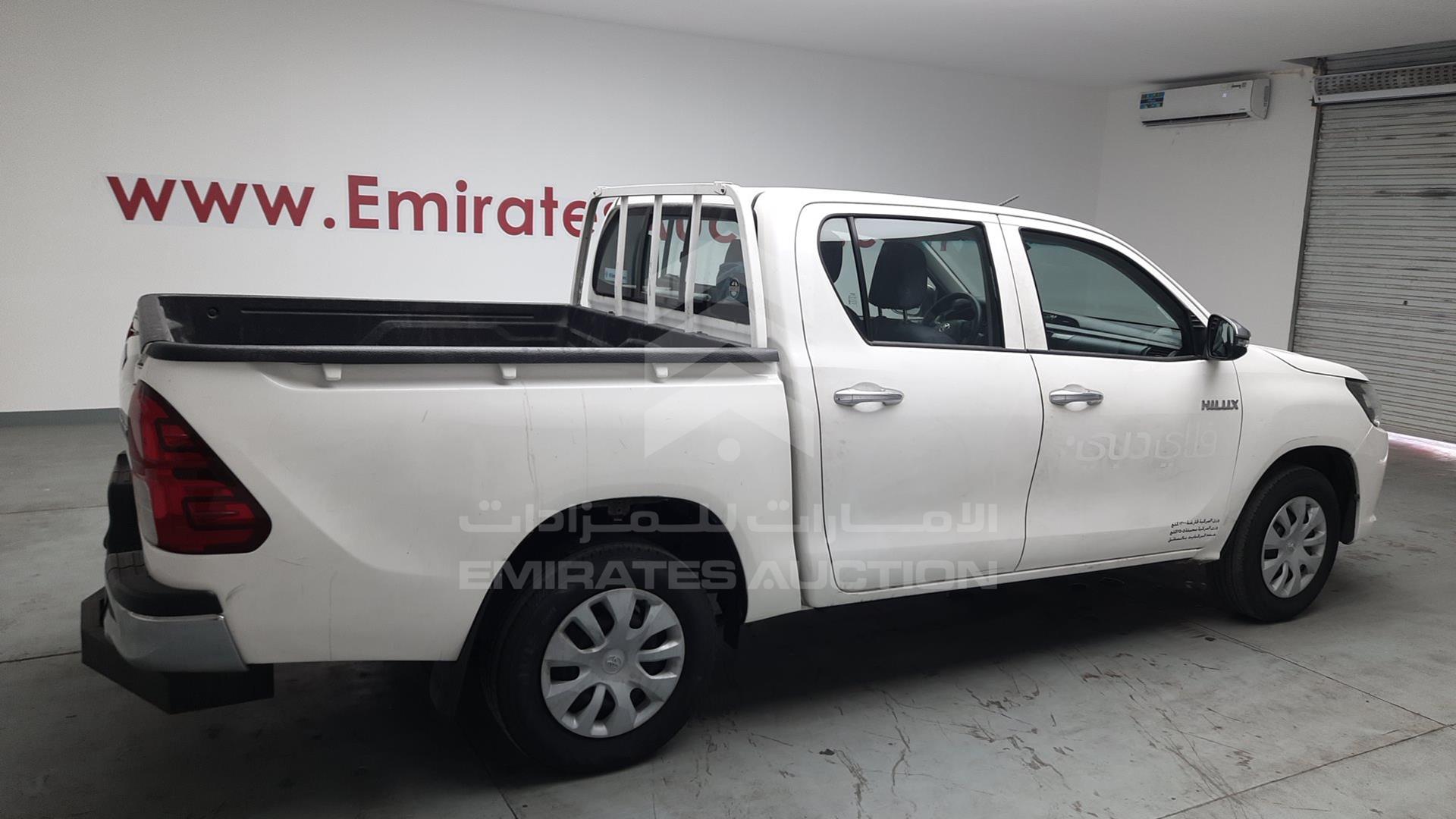 2019 TOYOTA HILUX VIN: MR0JX9CD8K4200480