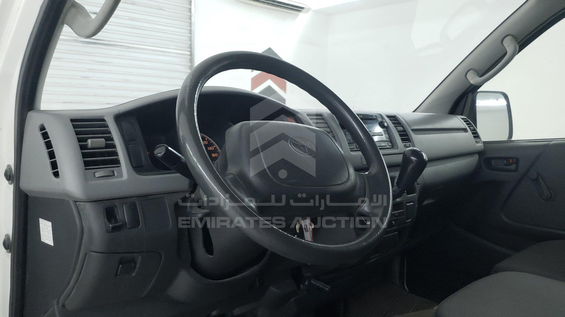 JTFHX02P2D0079967 - 2013 Toyota Hiace - #352830