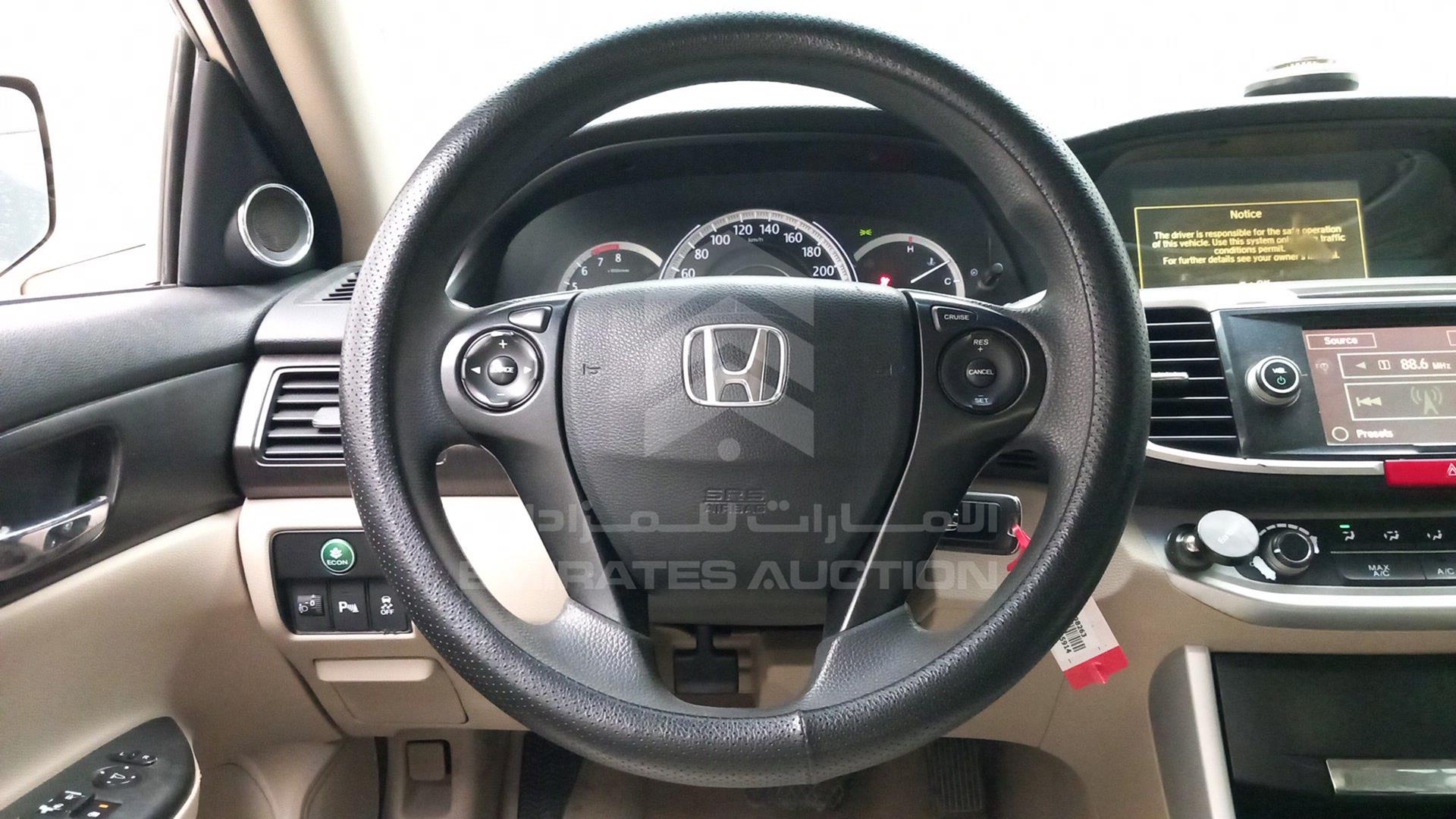 2016 HONDA ACCORD VIN: LUCCR2625G3405914