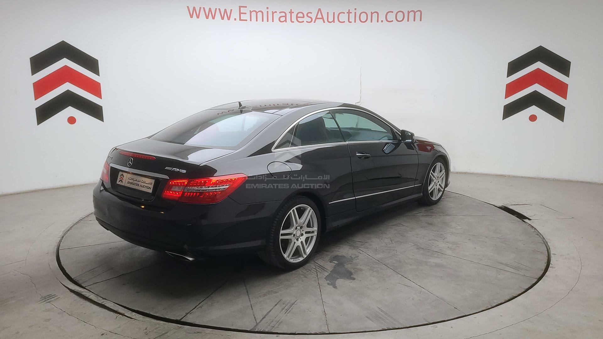 2011 MERCEDES E 500 VIN: WDDKJ7CB3BF076992