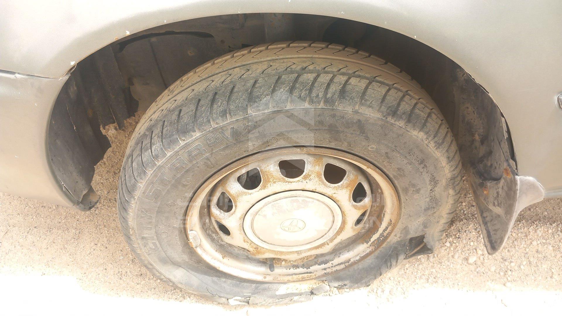 1994 TOYOTA COROLLA VIN: EE100-4044624
