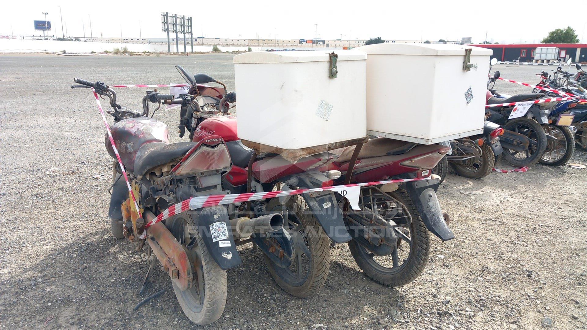 0 UNDEFINED 3 MOTORBIKES VIN: ME4KC09CC88096729