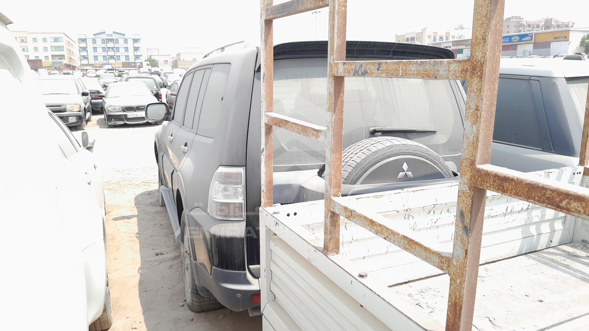2009 MITSUBISHI PAJERO VIN: JMYLRV93W9J705993
