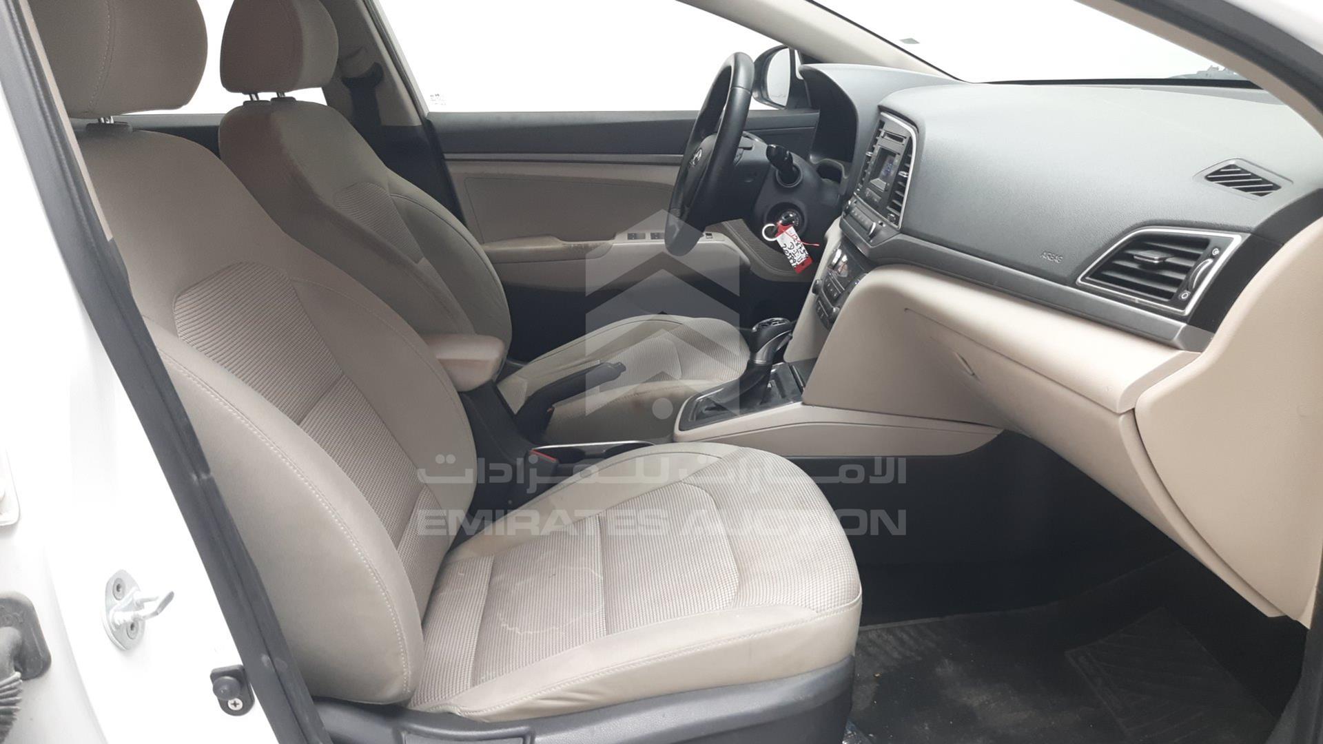 2017 HYUNDAI ELANTRA VIN: KMHD741C1HU128759