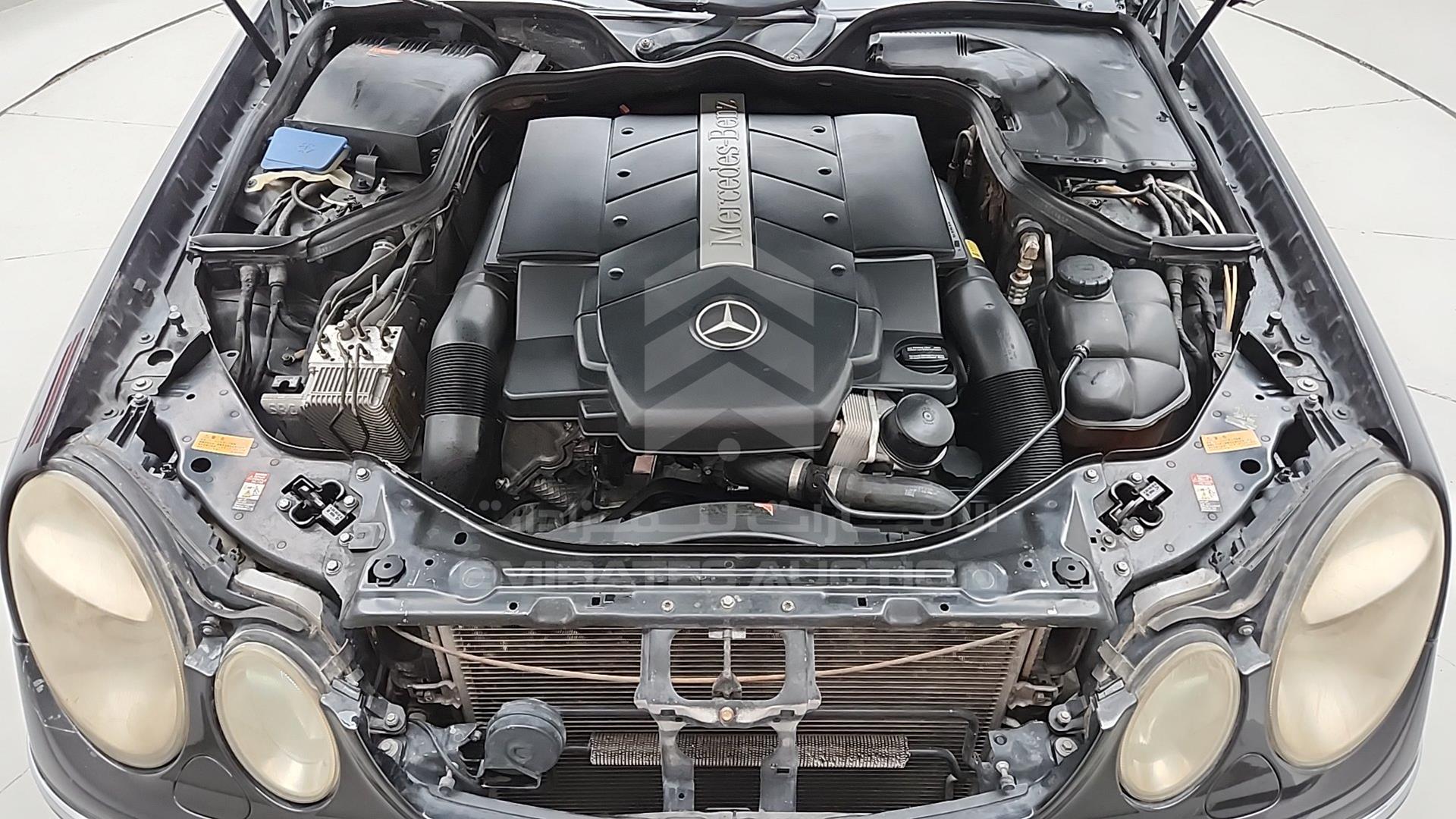 2005 MERCEDES E 500 VIN: WDB2112701A688827