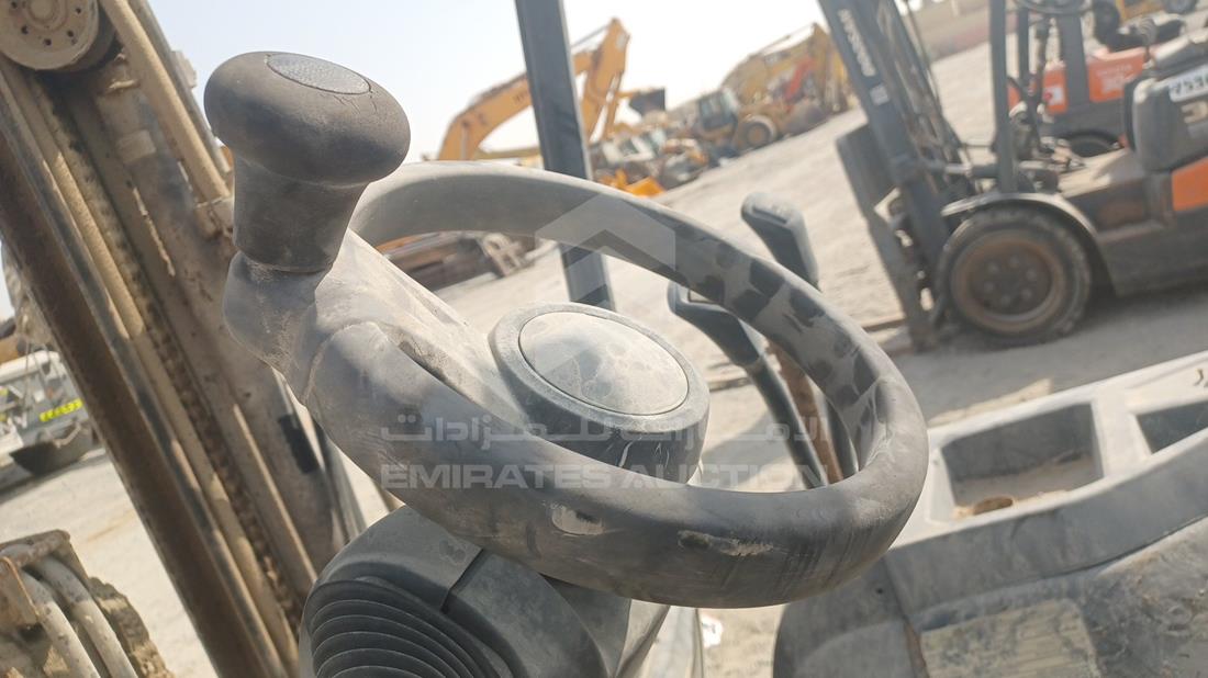 2016 Caterpillar — Steering & Mounted Controls — Photo 12