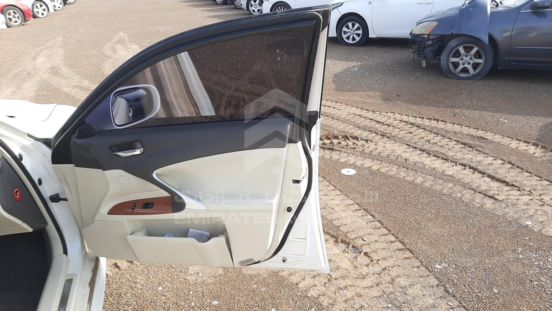 2011 LEXUS IS 250 VIN: JTHBK2623B5137851