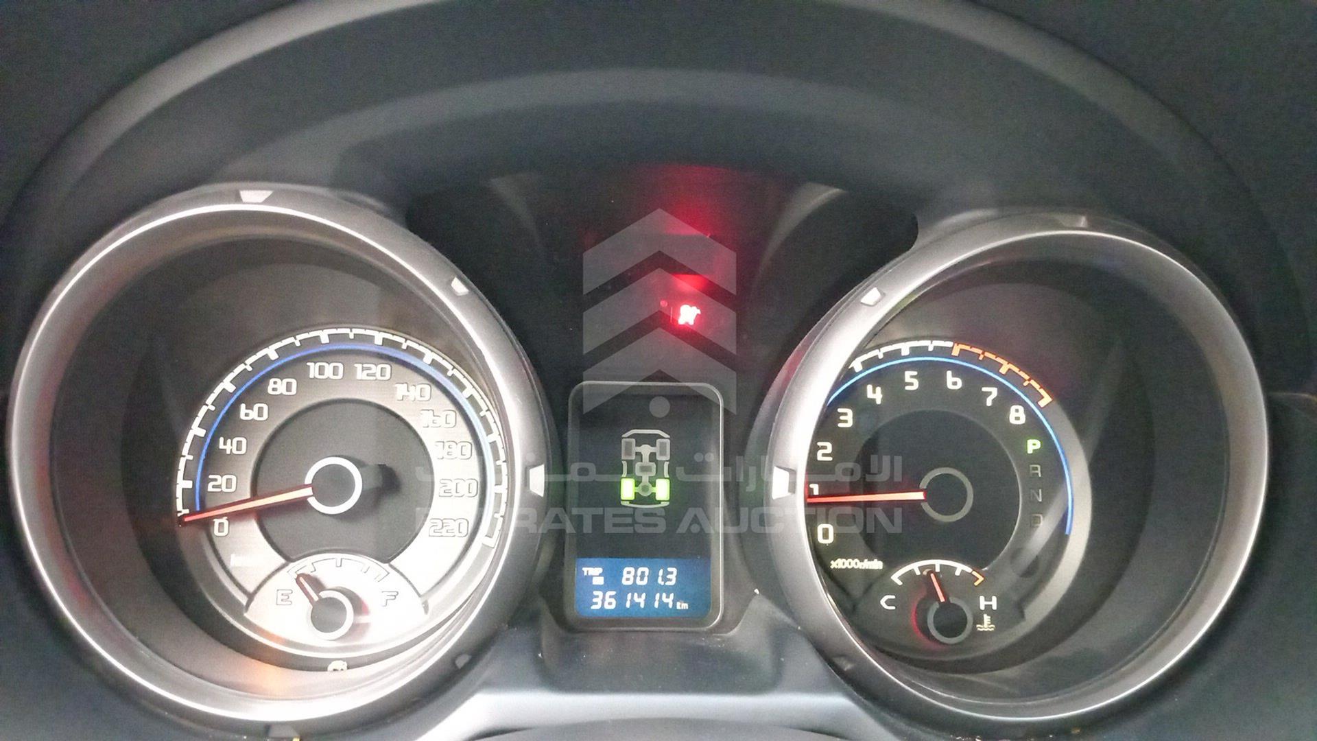 2010 MITSUBISHI PAJERO VIN: JMYLRV95WAJ713865