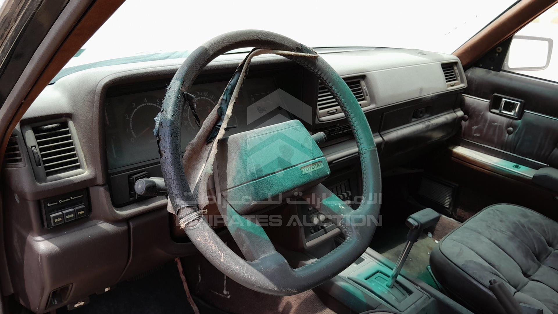 1984 TOYOTA CRESSIDA VIN: JT2MX63E8E0062981