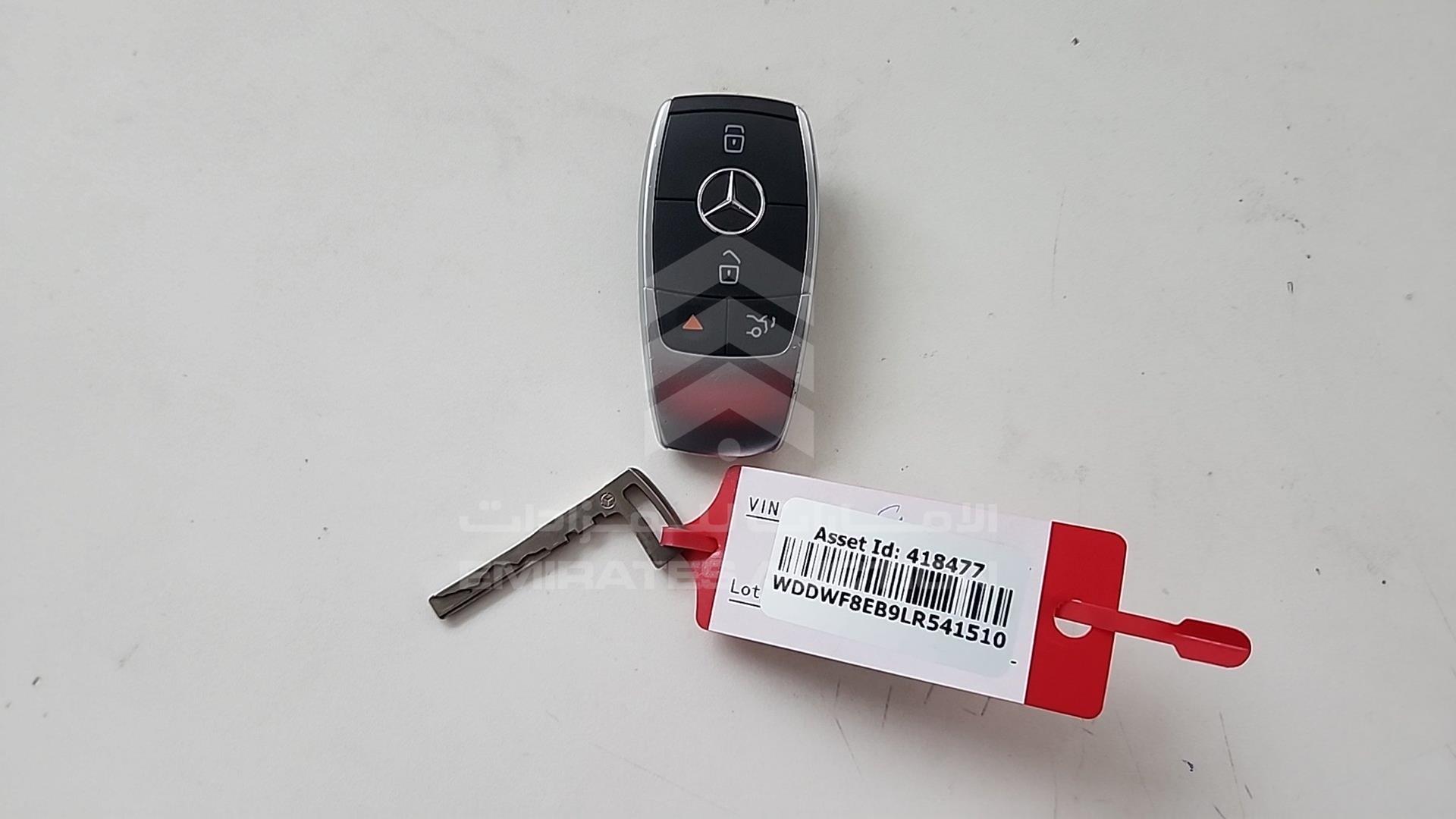 2020 MERCEDES C 300 VIN: WDDWF8EB9LR541510