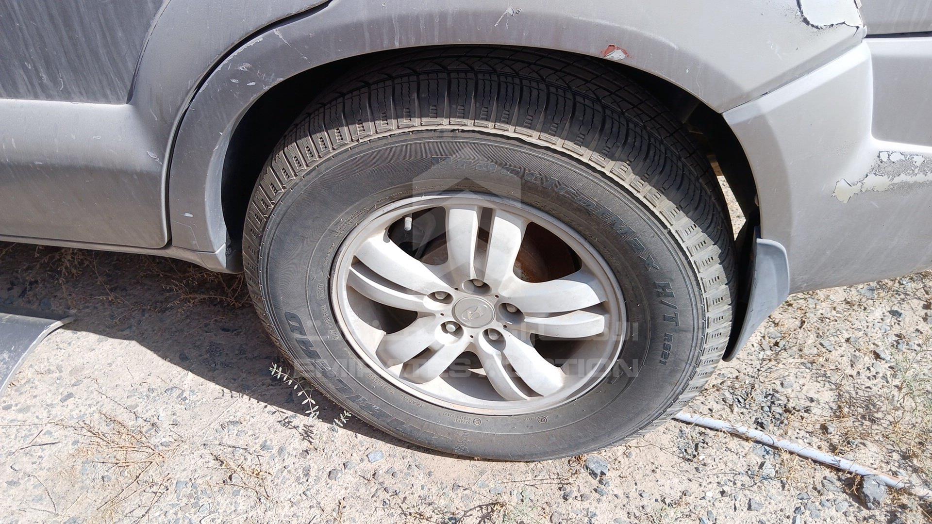 2007 HYUNDAI TUCSON VIN: KMHJM81B67U595815
