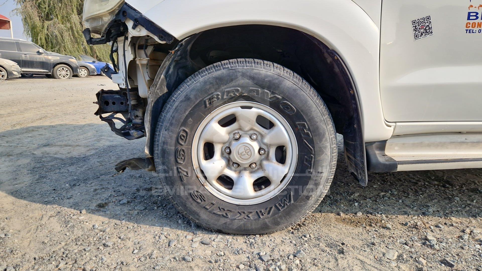2015 TOYOTA HILUX VIN: MR0FX22G7F1144029