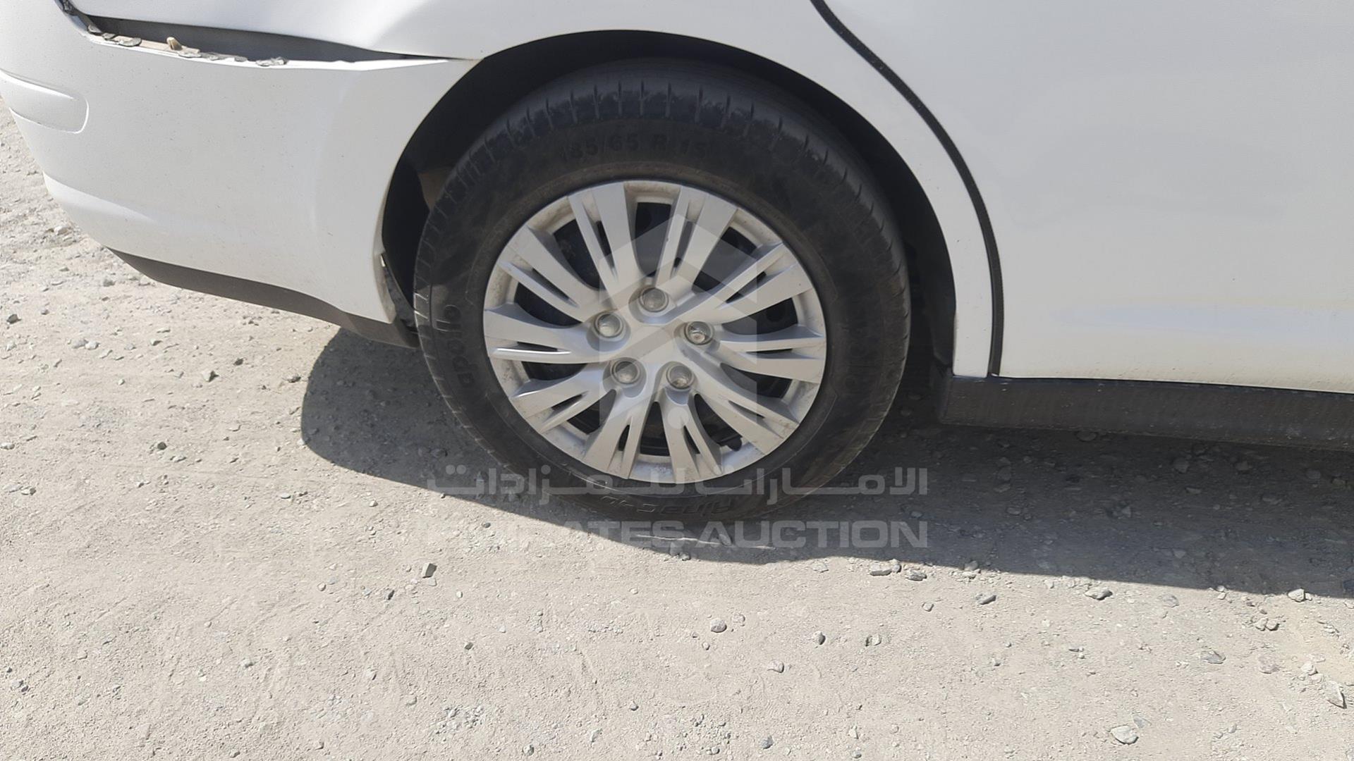 2011 NISSAN TIIDA VIN: 3N1BC1A68BL356889