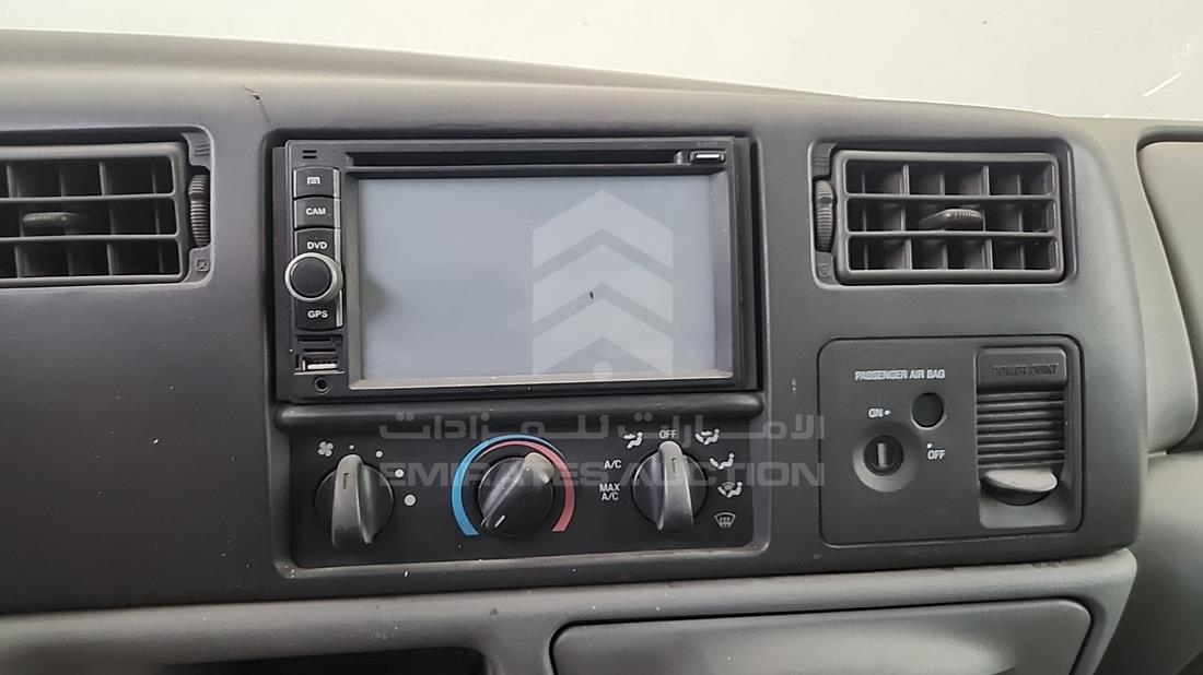 2003 Ford F 350 — Entertainment Systems & Camera Monitor & Navigation — Photo 16