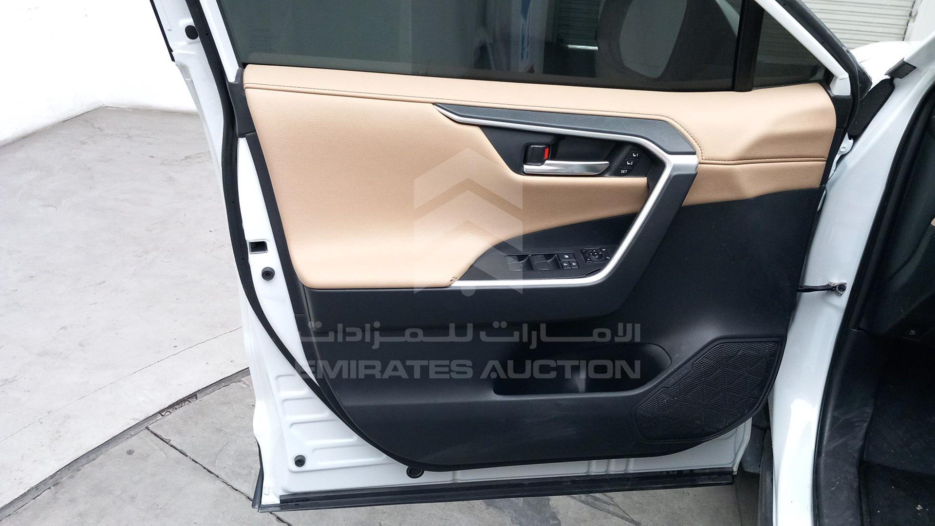 2023 TOYOTA RAV-4 VIN: JTMDW3FV1PD574579