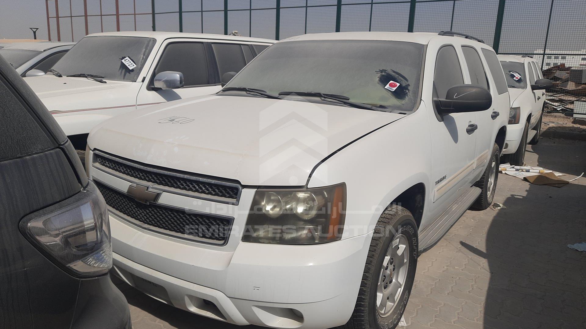 2010 CHEVROLET TAHOE VIN: 1GNUKAE02AR264285