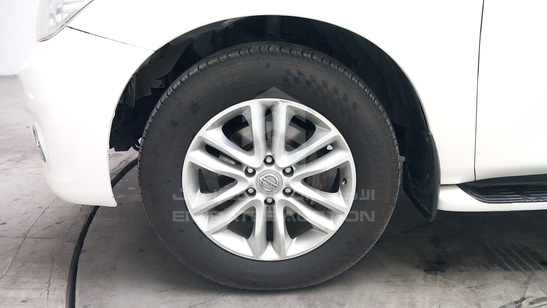 2011 NISSAN PATROL VIN: JN8AY25Y5B9008198