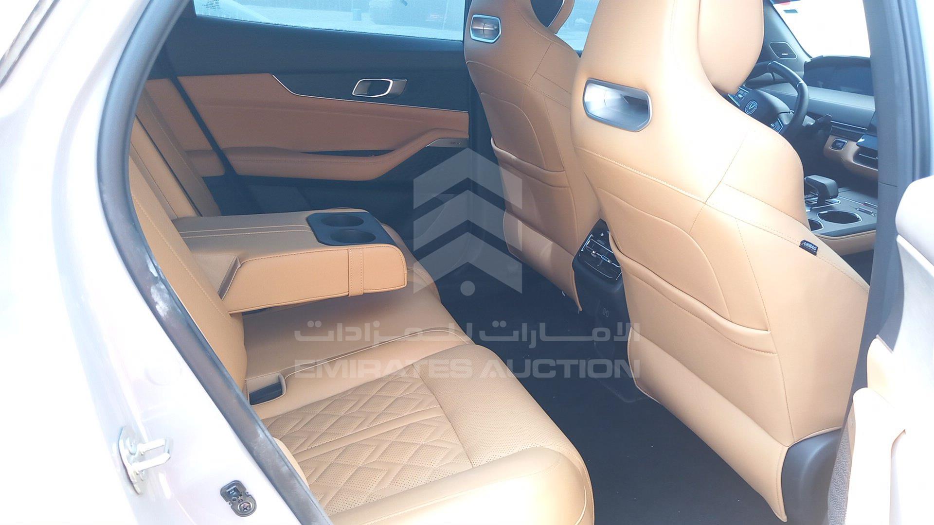 2024 CHANGAN UNI K VIN: LS4ASE2AXRA991170