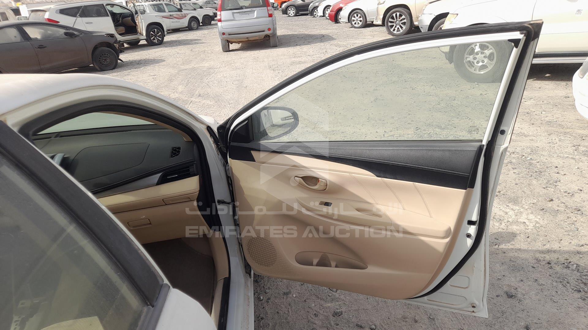 2016 TOYOTA YARIS VIN: MHFBT9F3XG6079520