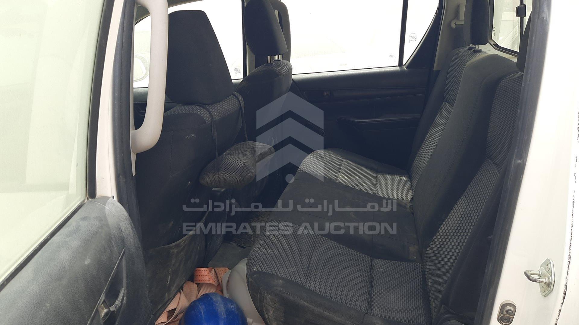 2020 TOYOTA HILUX VIN: MR0DX9CD9L2525357