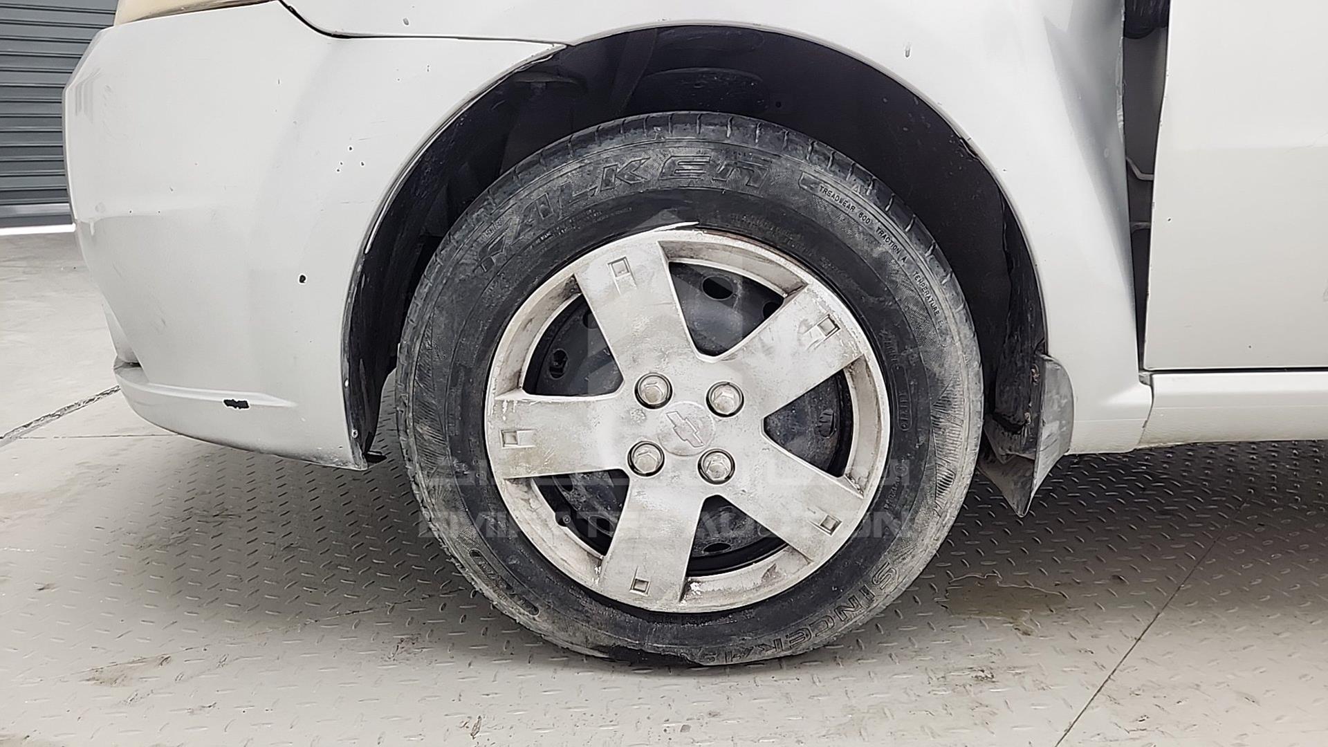 2015 CHEVROLET AVEO VIN: KL1TJ5B77FB041568