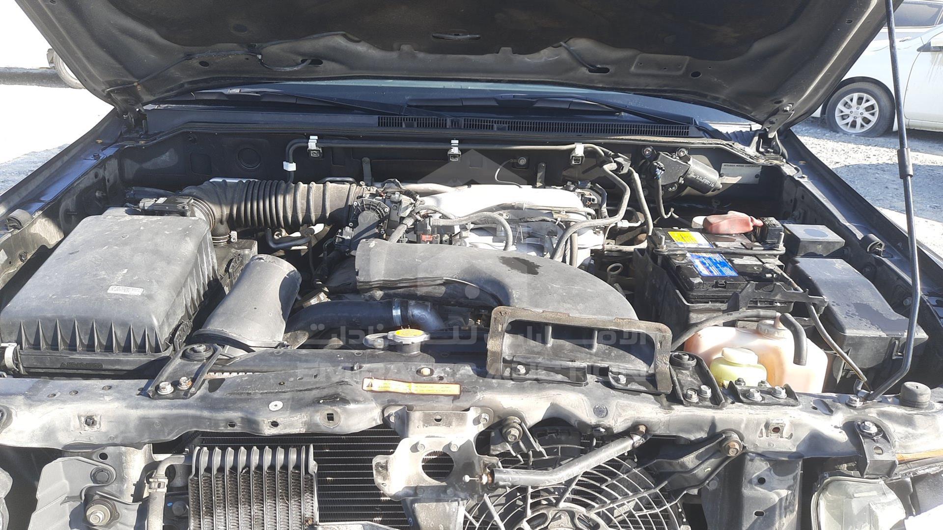 2011 MITSUBISHI PAJERO VIN: JMYLRV95WBJ707286