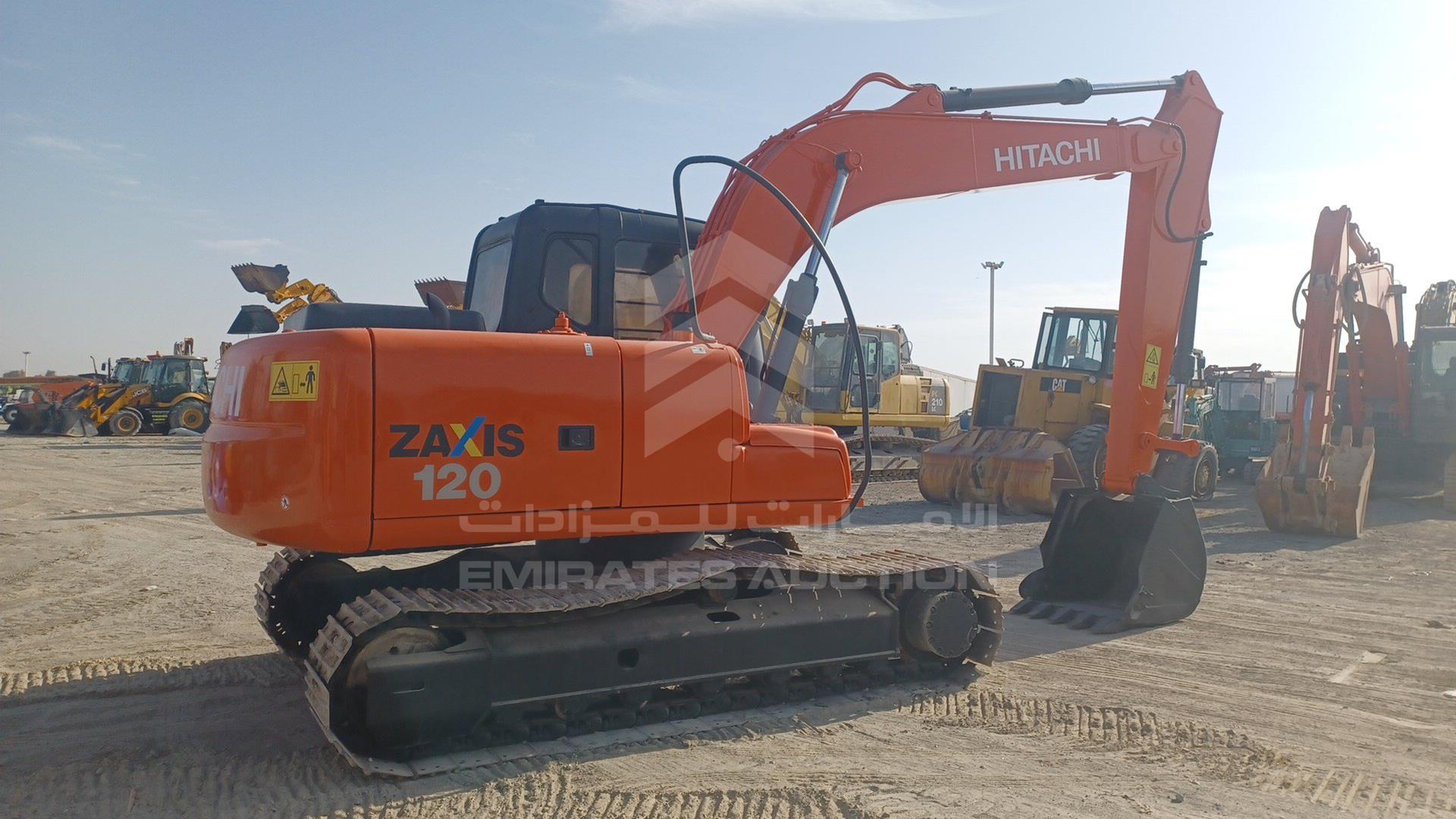 2015 HITACHI EXCAVATOR VIN: HHEAYK00C00100545