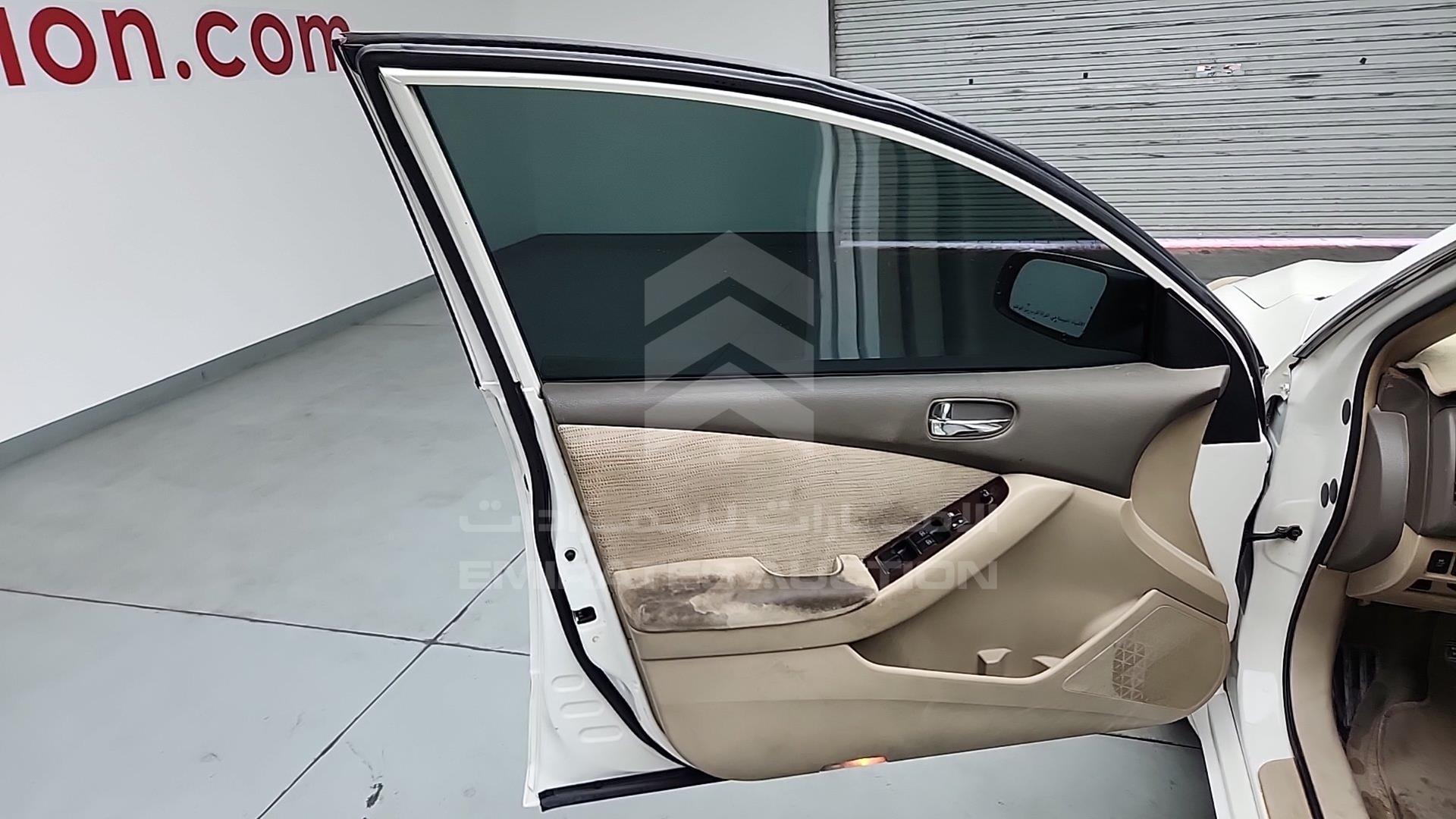 2011 NISSAN ALTIMA VIN: 1N4AL2A90BC144322