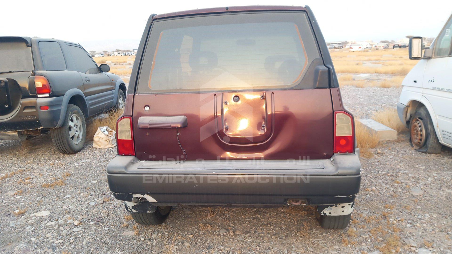 1994 SUZUKI VITARA VIN: TA11W100698