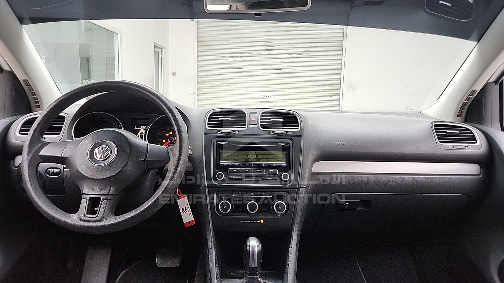 2011 VOLKSWAGEN GOLF VIN: WVWBB7AJABW287460
