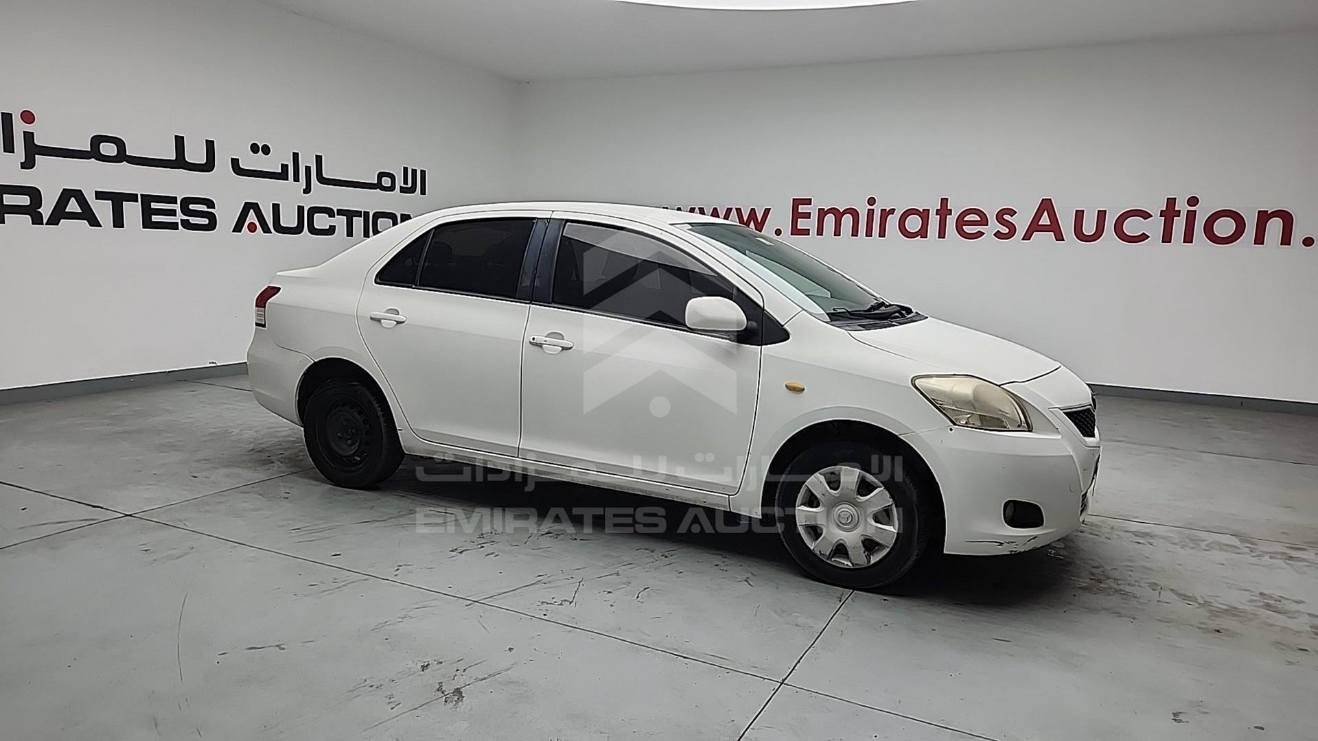 2009 TOYOTA YARIS VIN: JTDBW923194025708