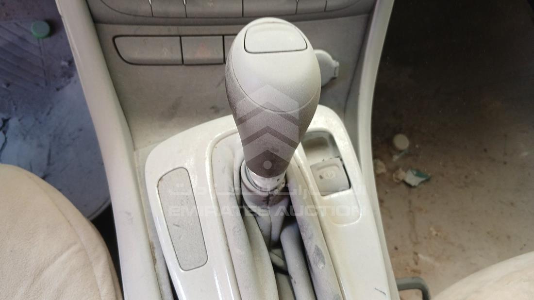 2016 Chevrolet Malibu — Gear View — Photo 17