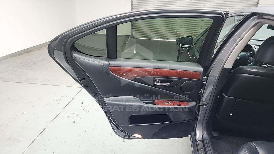 لكزس ال اس 460 2012 — الباب الخلفي الأيسر — صورة 25