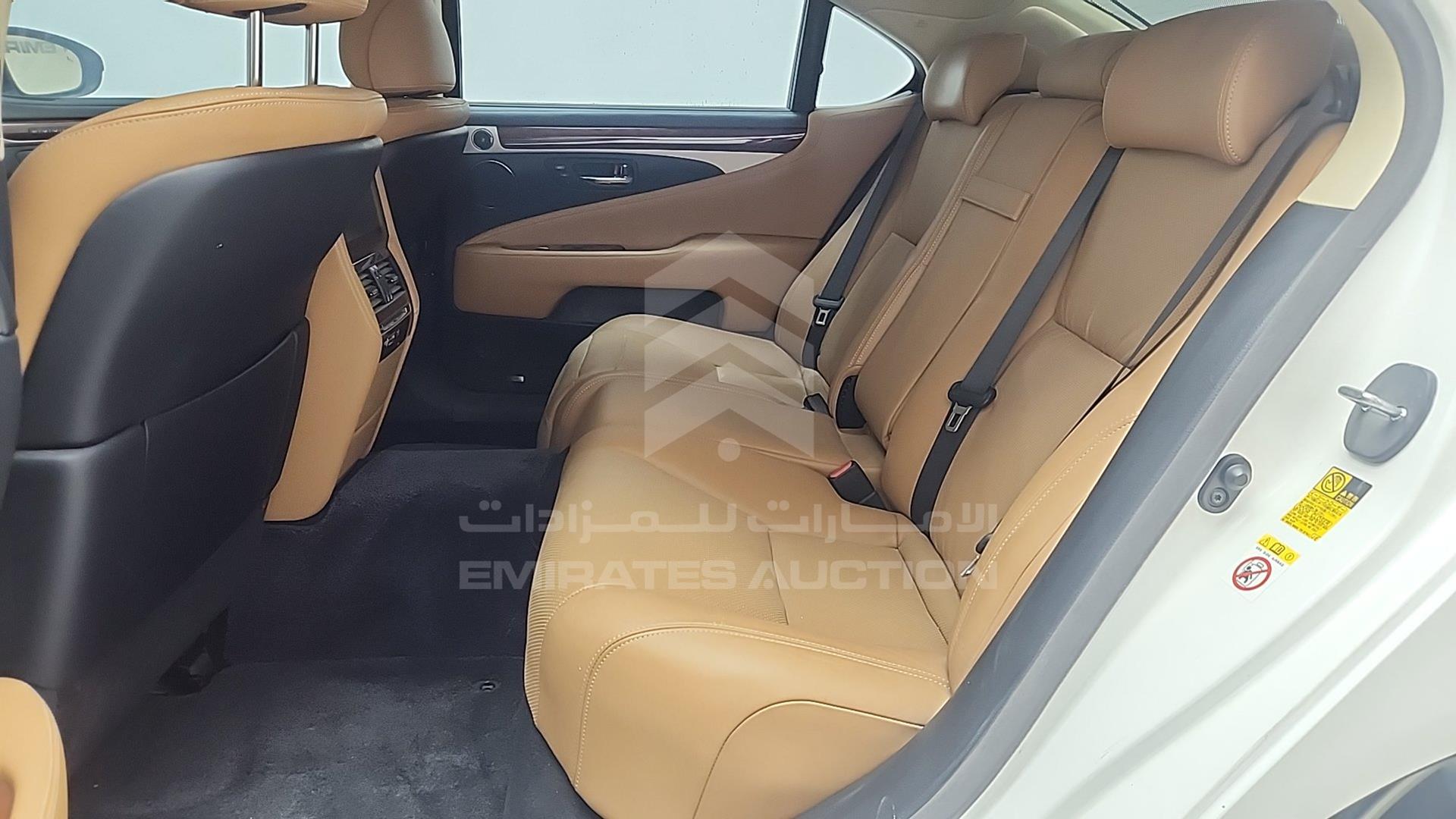 2014 LEXUS LS 460 L VIN: JTHGL46F7E5053585