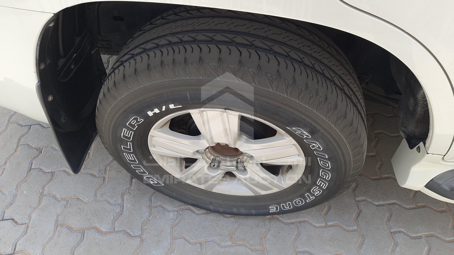 2014 TOYOTA LAND CRUISER VIN: JTMDU09J9E5082015