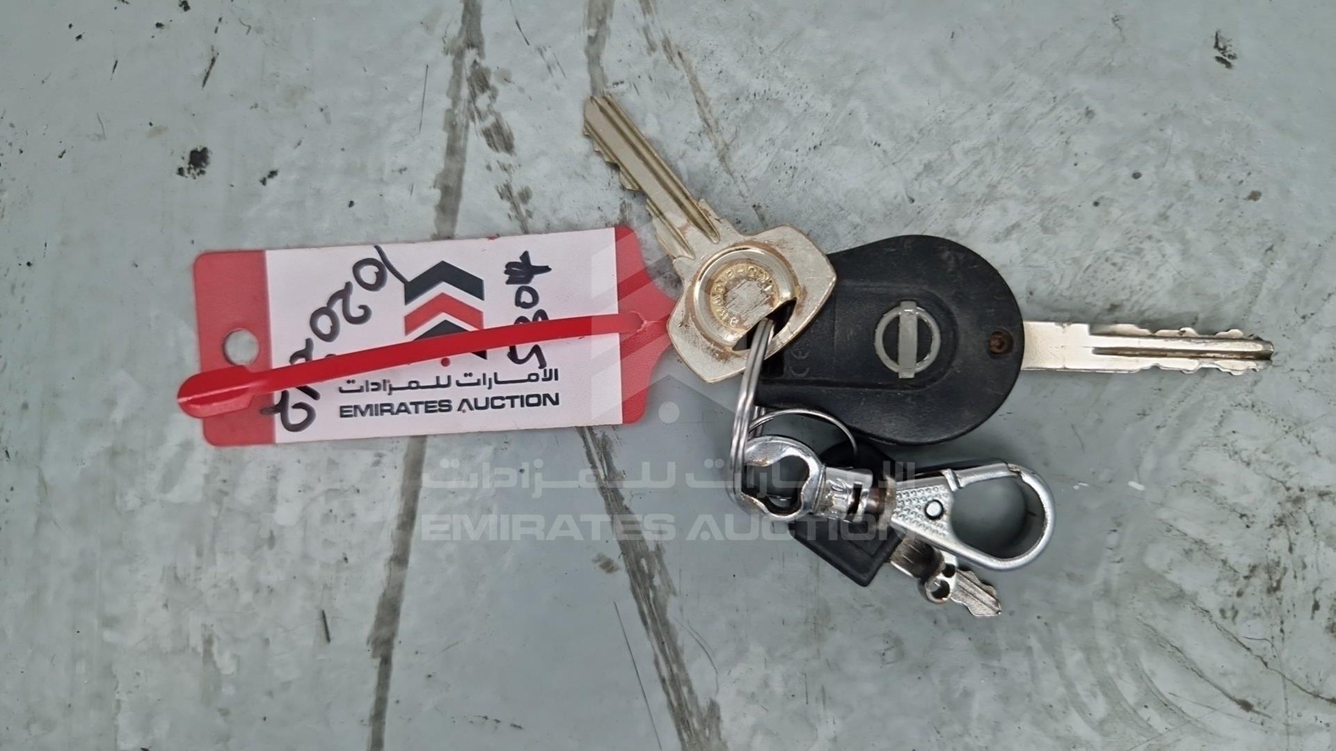 2017 NISSAN SUNNY VIN: MDHBN7AD8HG607755