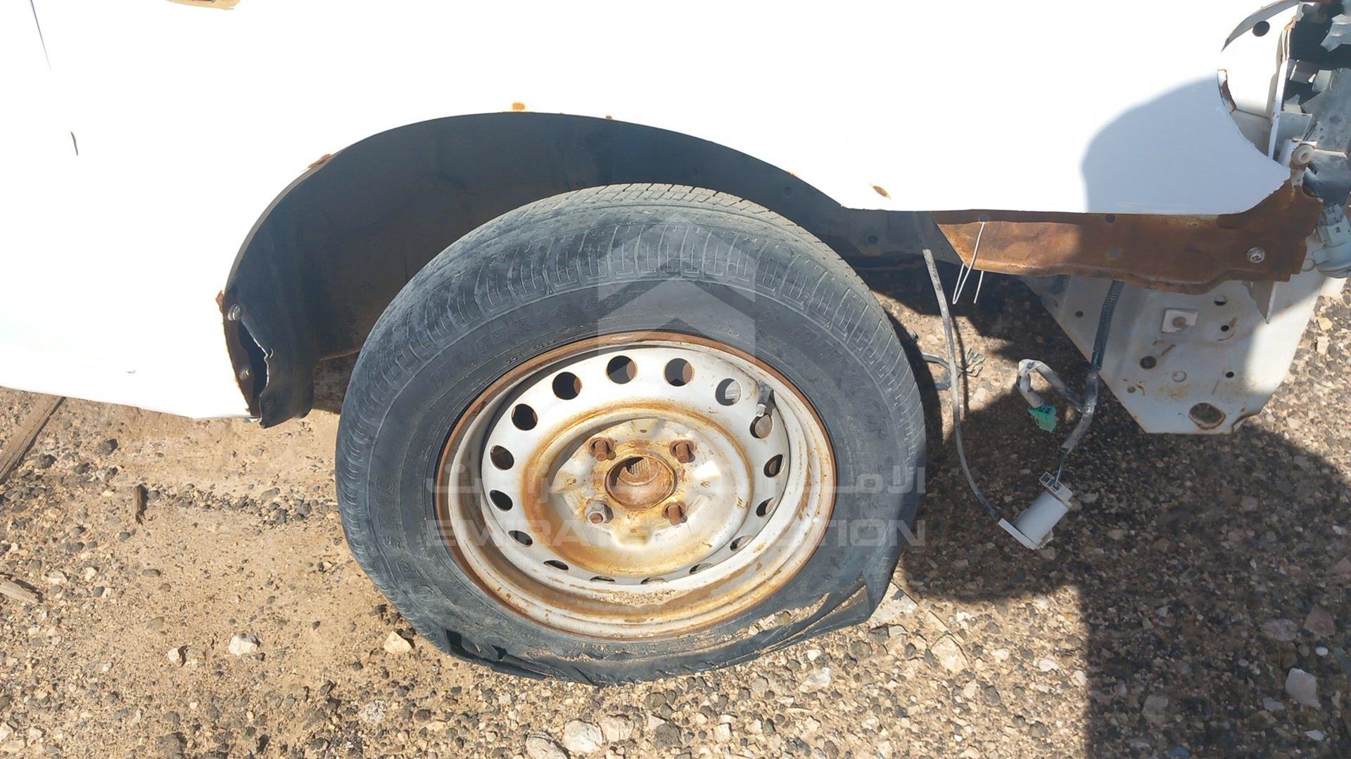 2001 NISSAN SUNNY VIN: JN1EN61S81W008746