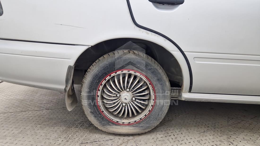 2000 Nissan Sunny — Rear Right Tyre — Photo 36