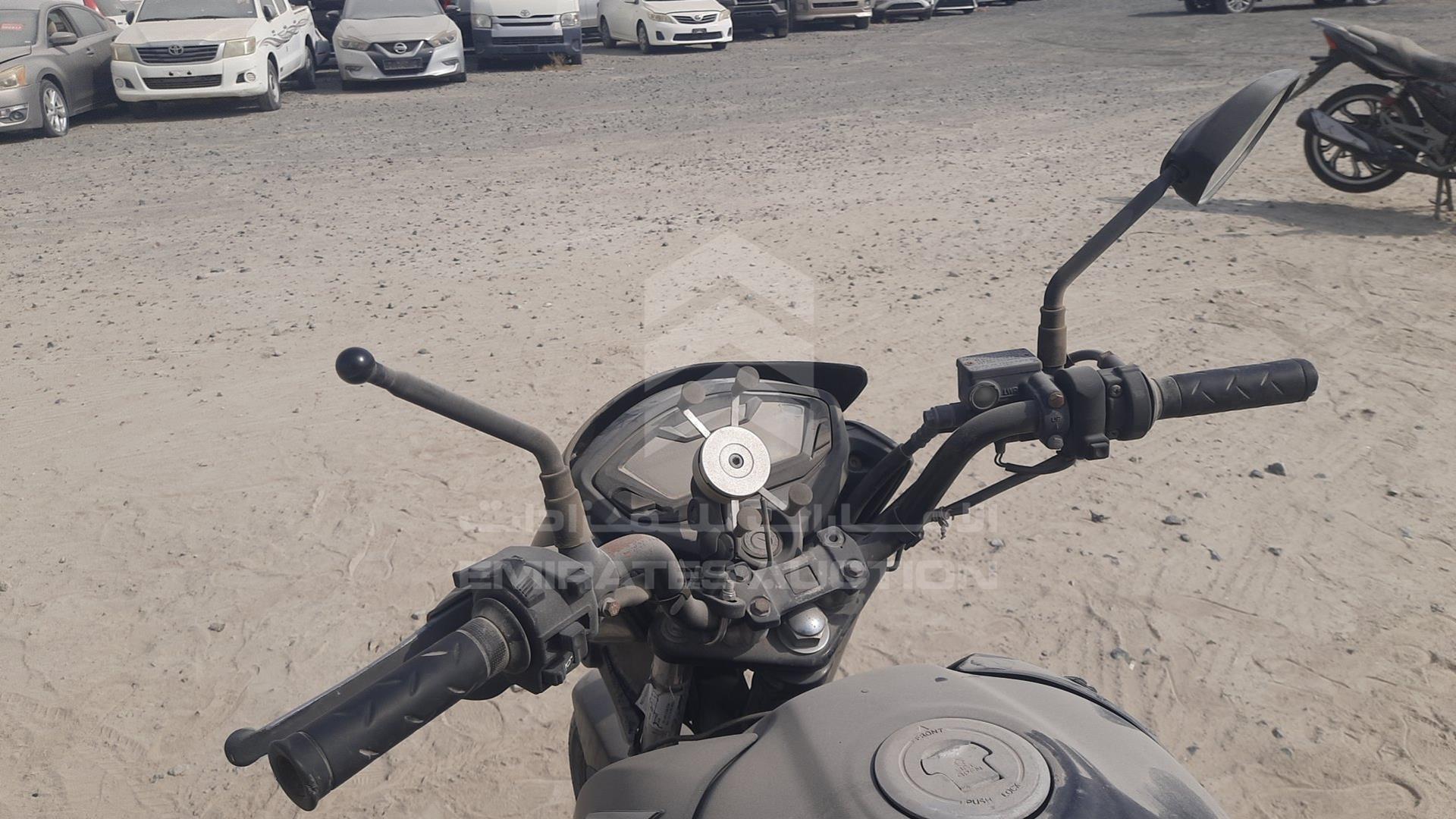 2020 HONDA UNICORN VIN: ME4KC20D5LA007155