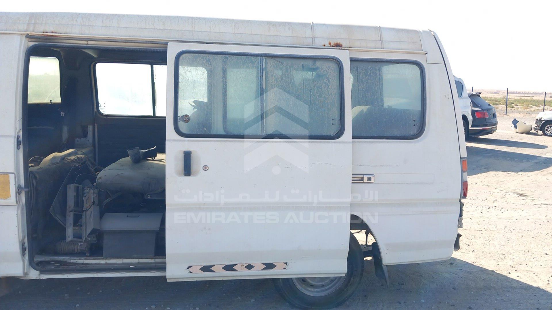2014 MITSUBISHI L 300 VIN: JMYHNP13WEA700835
