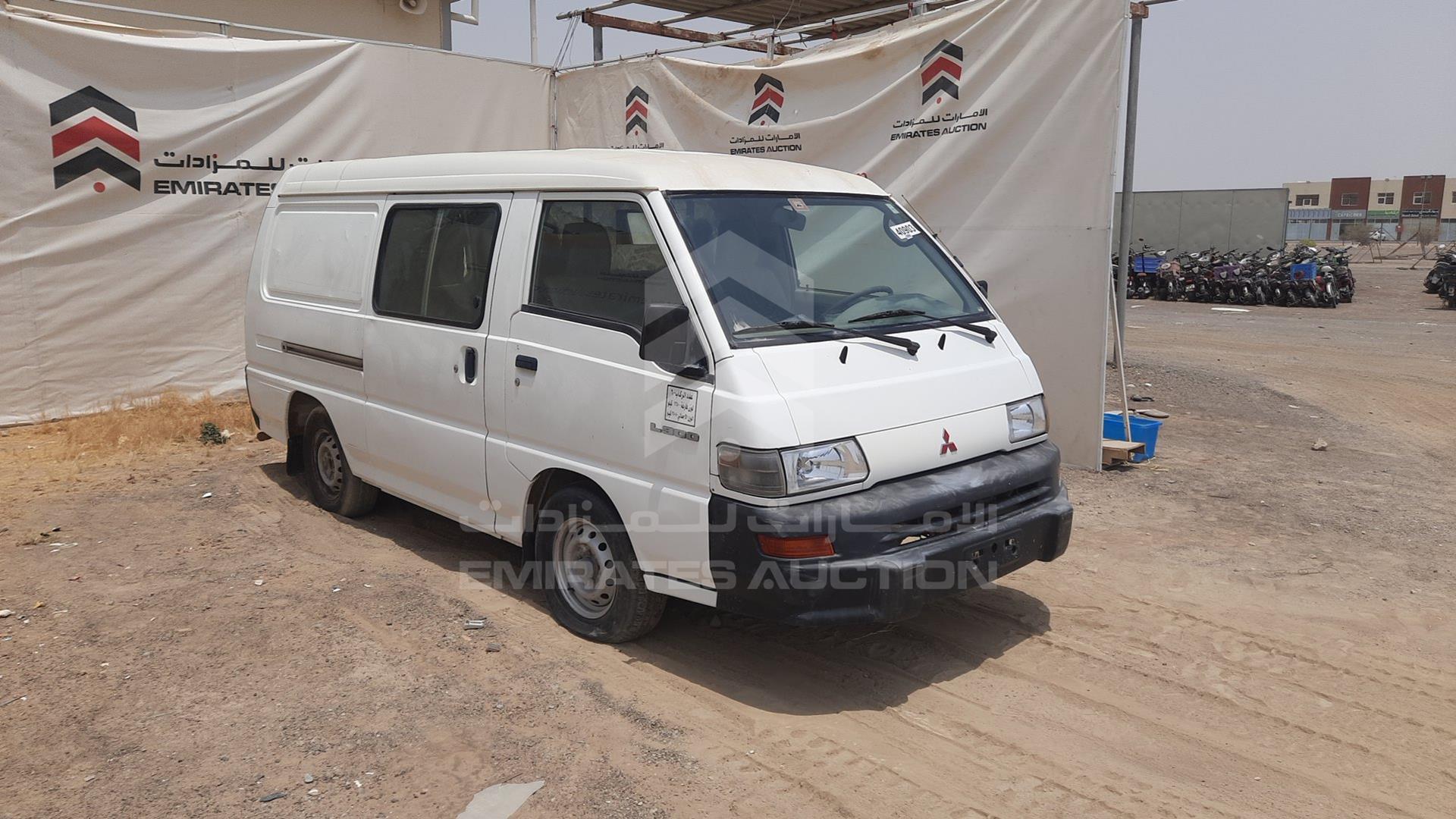 2014 MITSUBISHI L 300 VIN: JMYJNP13VEA700659