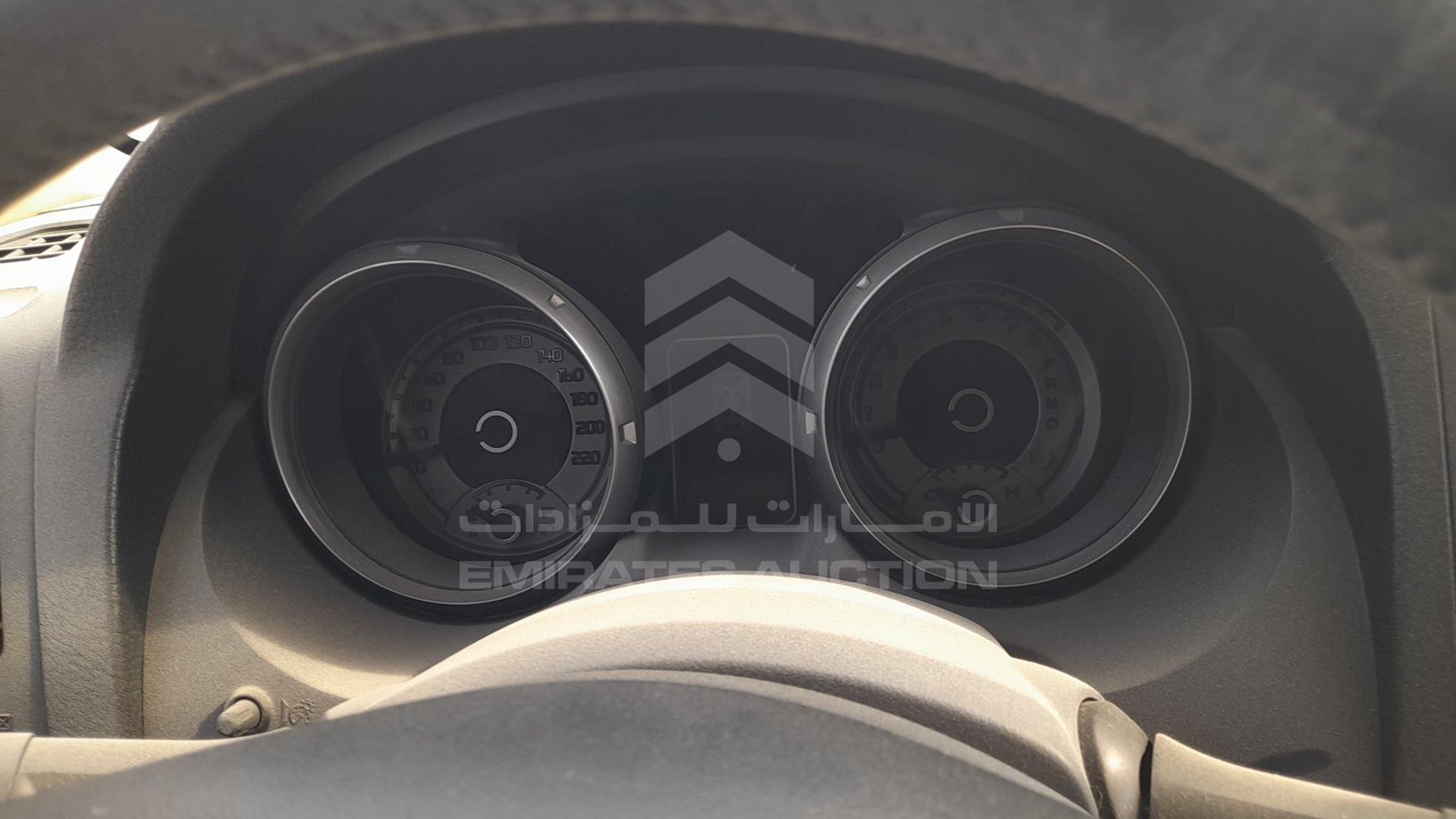 2010 MITSUBISHI PAJERO VIN: JMYLRV95WAJ715441