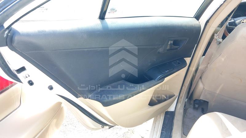 6T1BF9FK0CX386855 Auction: EmiratesAuction Lot: 403871 6T1BF9FK0CX386855 Toyota Camry 2012 WHITE Photo 18