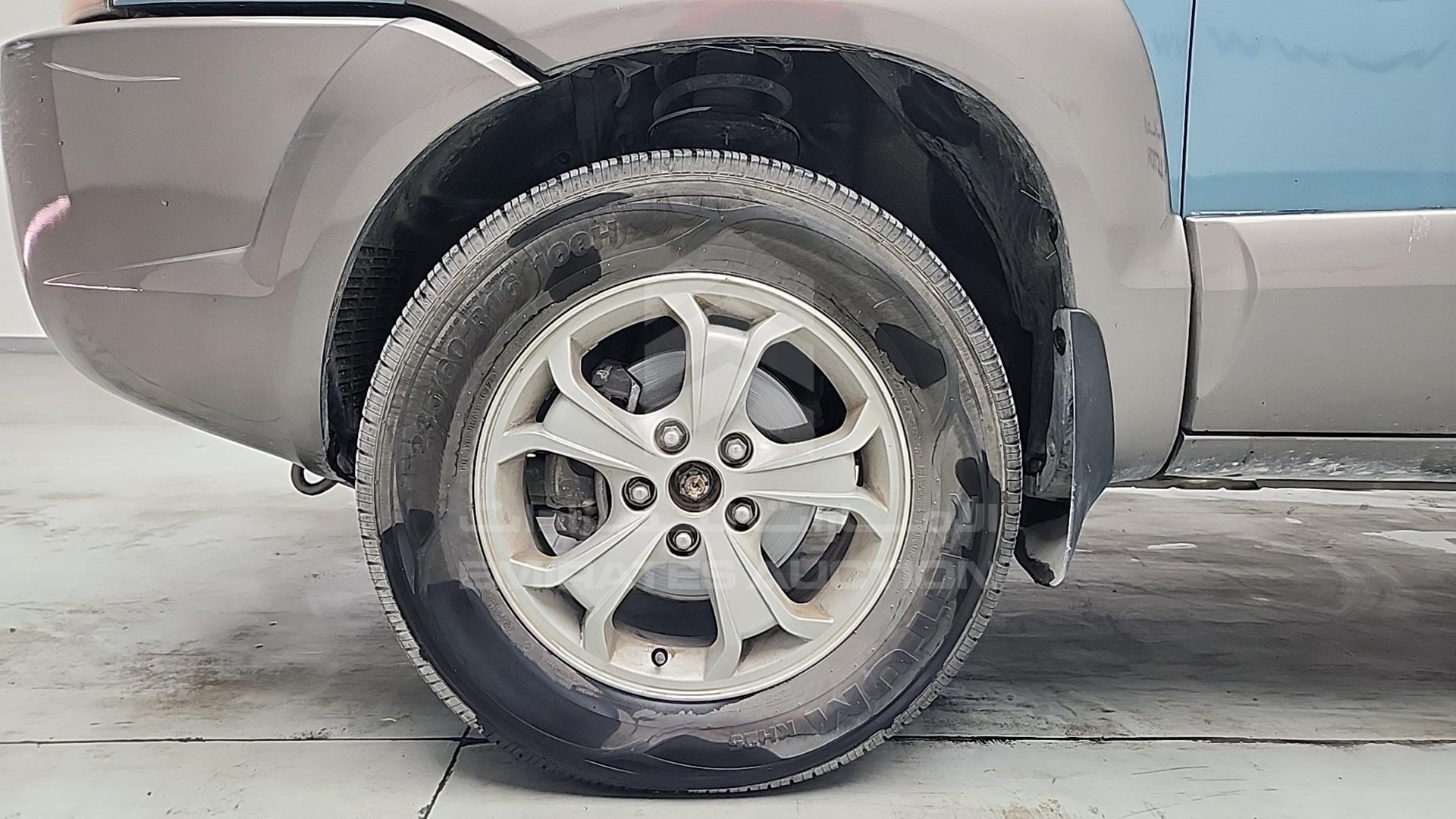 2009 HYUNDAI TUCSON VIN: KMHJM81BX9U992446