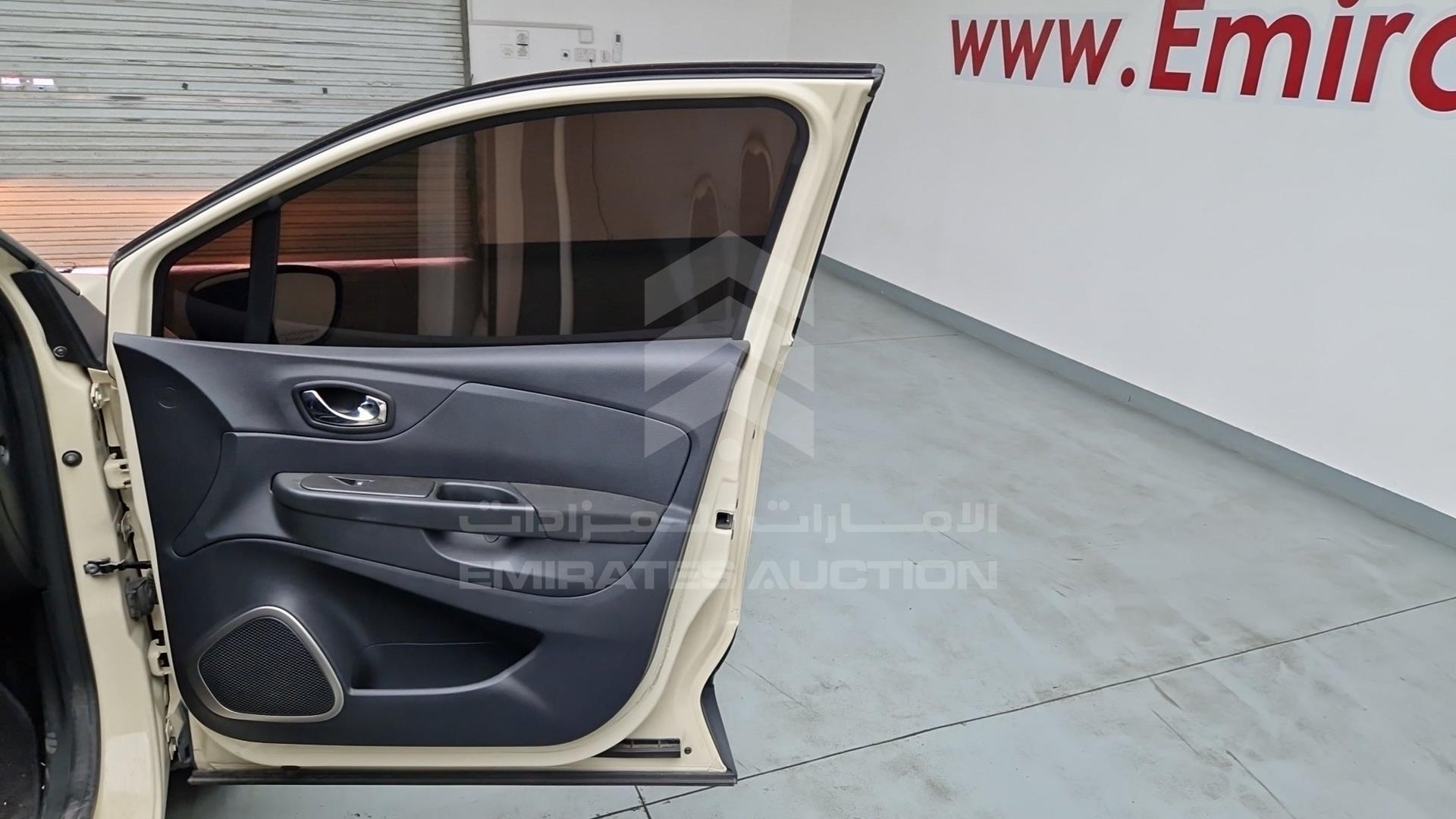 2017 RENAULT CAPTUR VIN: VF12RRJR0HW536373