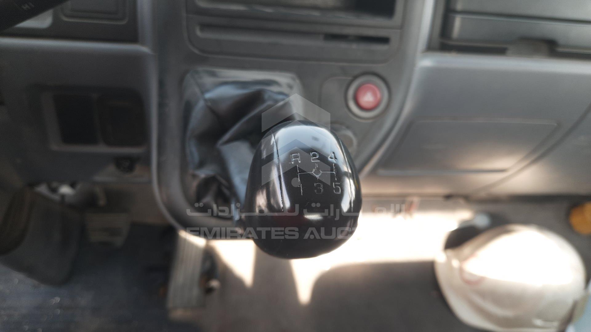 2015 MITSUBISHI CANTER VIN: JL7B6C2P2FK005980