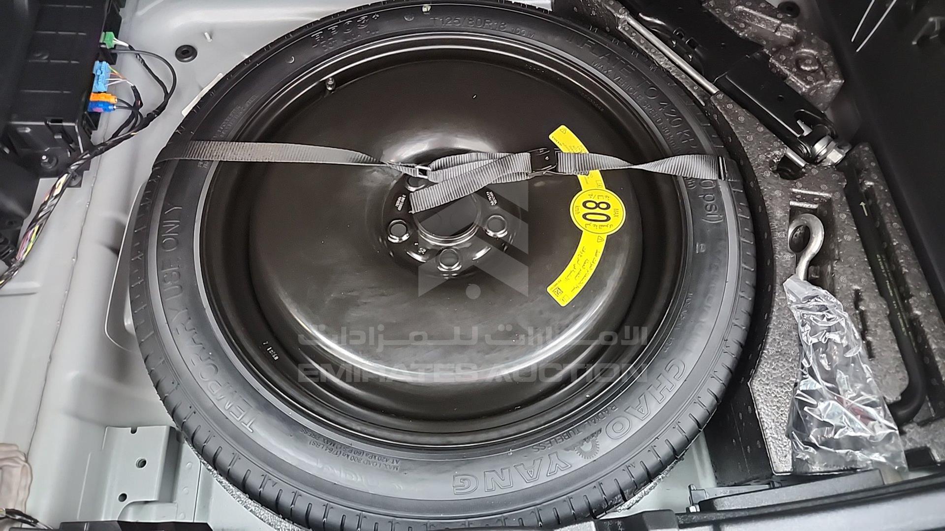 2022 VOLVO XC 40 VIN: YV1AKAXZ7N2696824